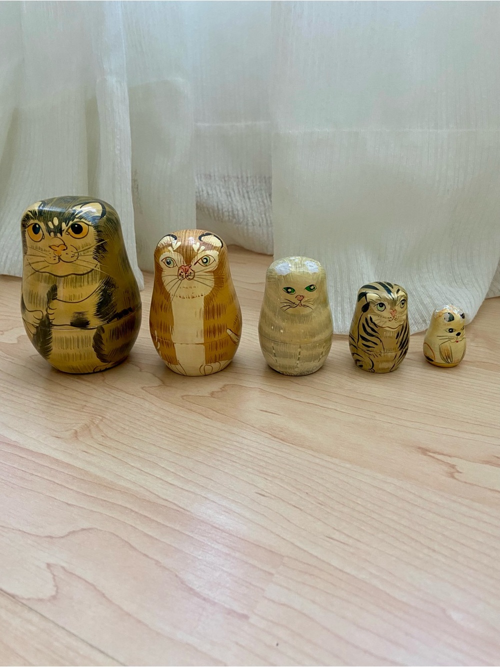 Set of 5 Matryoshka Wooden Russian Cat Nesting Dolls Vintage Kittens Cats Lovers